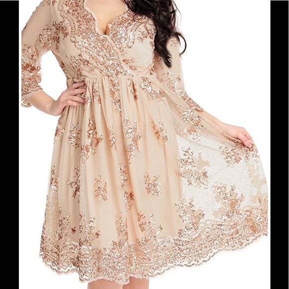 Dresses & Skirts - Beautiful Gold Sequins Dress